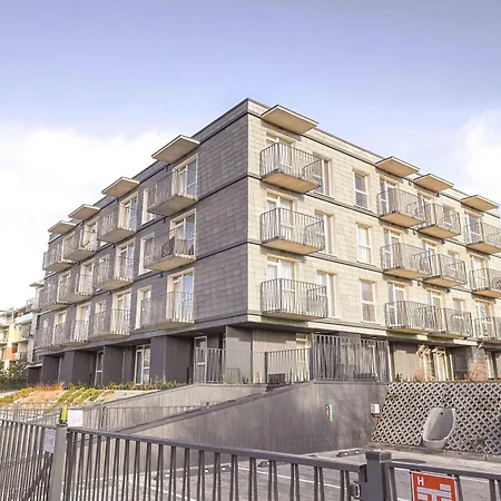 W/balcony And Prkg, By Cohost Apartamento *