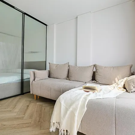 Apartment W/balcony And Prkg, By Cohost Palanga