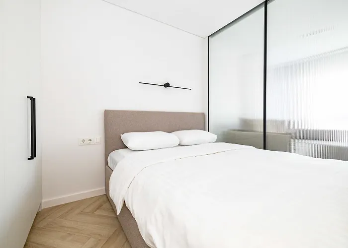 Apartamento W/balcony And Prkg, By Cohost