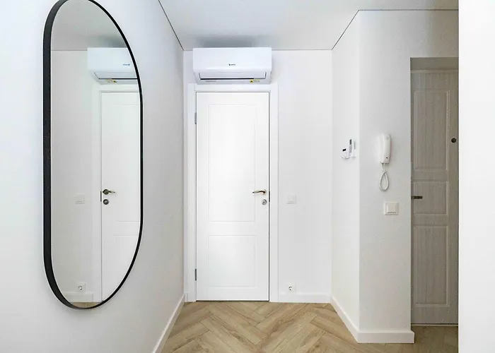 W/balcony And Prkg, By Cohost Apartamento *