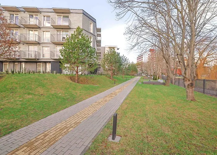 W/balcony And Prkg, By Cohost * Palanga