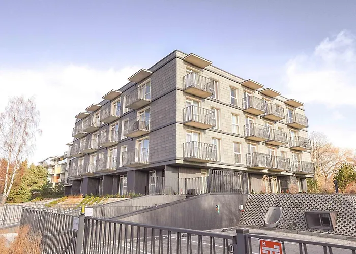 W/balcony And Prkg, By Cohost Apartamento *