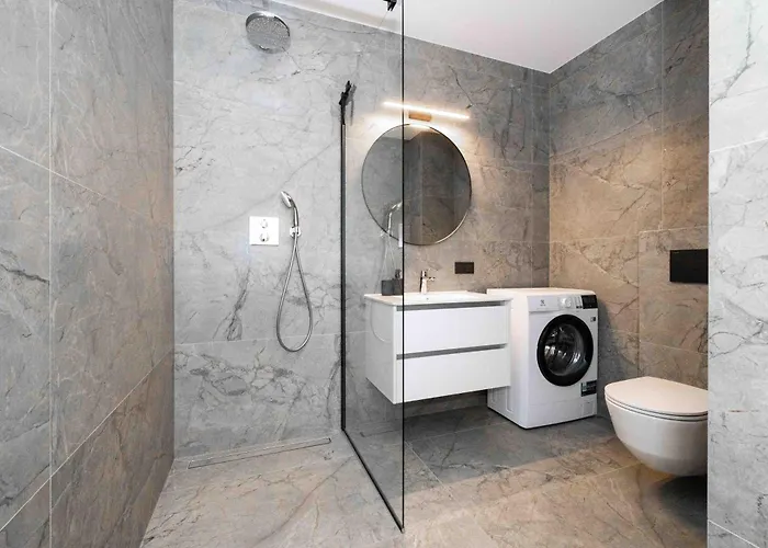 W/balcony And Prkg, By Cohost Apartamento